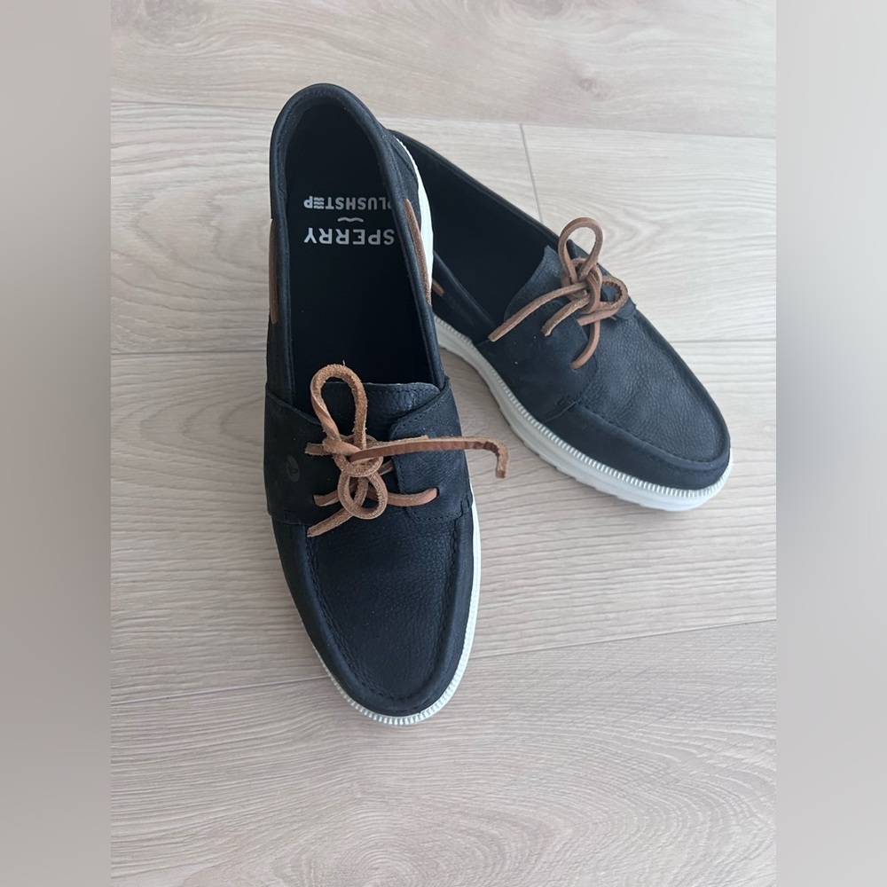 Sperry Men's Black and White Boat Shoes